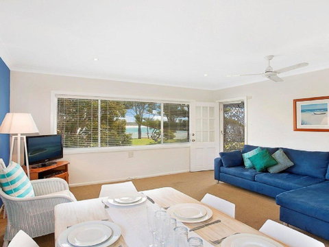 Ocean Blue Apartment Four - Apartment On 2nd Level - Accommodation Cairns 1