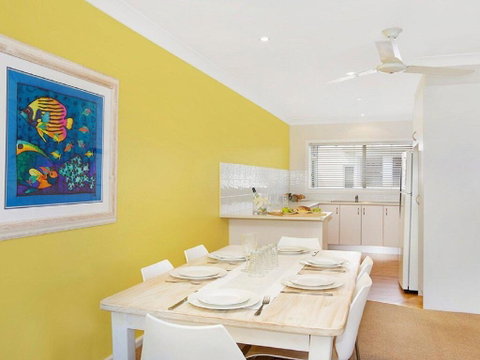 Ocean Blue Apartment Three - Apartment On 2nd Level - Accommodation Cairns 2