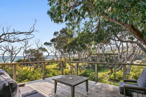OCEAN ESCAPE - The Ultimate Luxury Beach House - Accommodation Cairns 3
