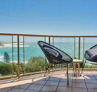 Ocean Front Moffat Beach Private Rooftop Terrace Walk to cafe's restaurants - Accommodation Cairns