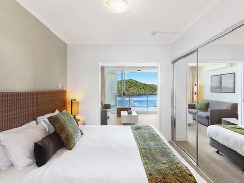 Ocean Panorama - 1 Bedroom Oceanview Apt - Accommodation Cairns 0