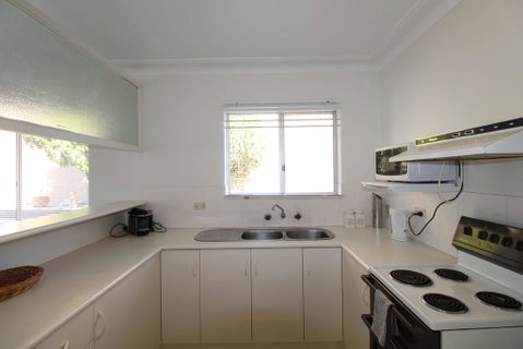 Ocean Views - Accommodation Cairns 3