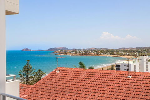 Ocean Views - Accommodation Cairns 0