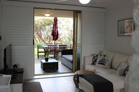 OCEANSIDE 19 - Accommodation Cairns 1