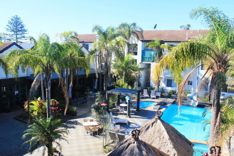 Oceanside Hawks Nest - Accommodation Cairns 1