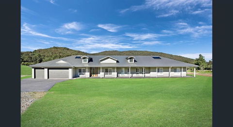 ON Keppies Bed And Breakfast Farm Paterson NSW - Accommodation Cairns 0