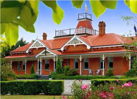 Ormiston House - Accommodation Cairns 0