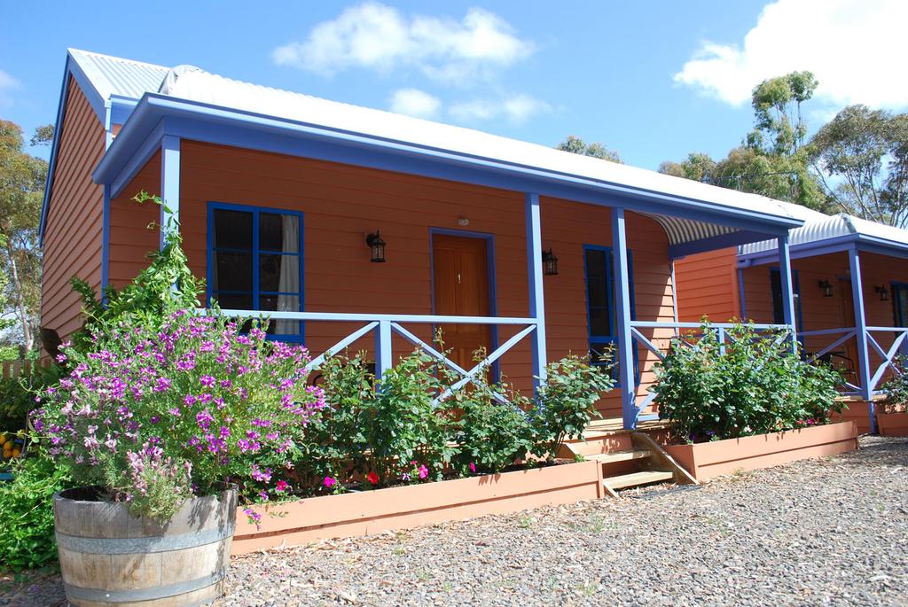 Kanmantoo SA Accommodation Cairns