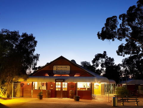 Outback Pioneer Hotel - Accommodation Cairns 0
