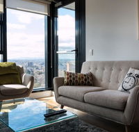 Owen - Soaring City Views Central Location - Accommodation Cairns