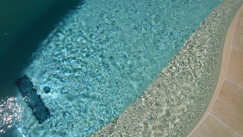 Palm Lakeside Holiday Home - Bowen, Whitsundays, Queensland - Accommodation Cairns 1