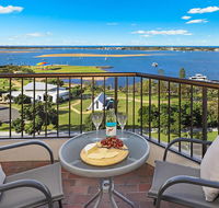 Palmerston Tower - Accommodation Cairns