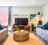 Pandanas Apartments 17B - Mollymook Beach - Accommodation Cairns