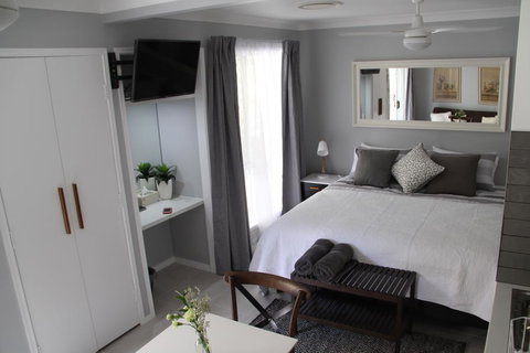 Paperbark Bed & Breakfast - Accommodation Cairns 3