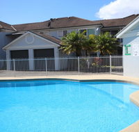 Paradise Waters - No. 13 - Accommodation Cairns