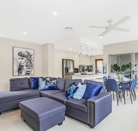 Park Avenue Luxe Townhouse Brand New Sleeps 9 - Accommodation Cairns