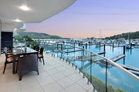 Pavillion 3 Absolute Waterfront 4 Bedroom 2 Lounge Room Plunge Pool  Golf Buggy