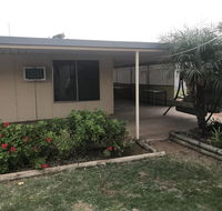 Peace and Quiet near the Beach - Accommodation Cairns