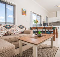 PEACEFUL 2Kingbed RootyHill Townhouse near Station - Accommodation Cairns