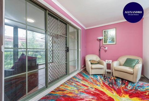 Pet Friendly Home - Pool & Parking - Tennis Court - Accommodation Cairns 0
