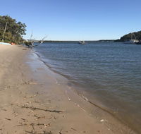Pet Friendly Waterfront Holiday House on Peacefull Island with Bikes and Kayaks - Accommodation Cairns