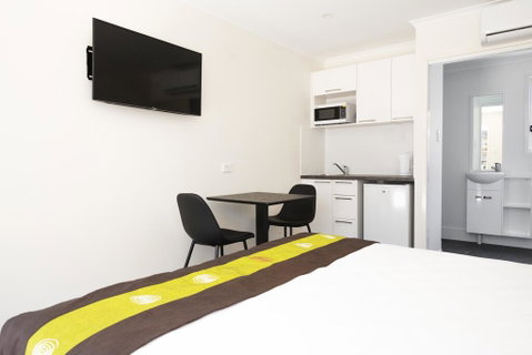 Petrie Mill Motel - Accommodation Cairns 2