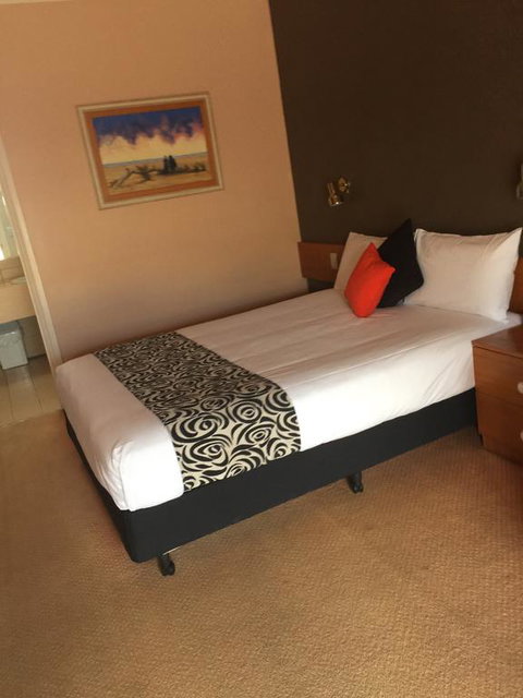 Philadelphia Motor Inn - Accommodation Cairns 0