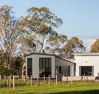 Pomonal Estate Mt Cassell Villa - Accommodation Cairns