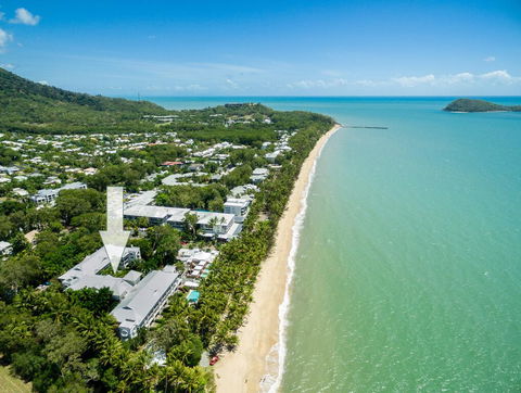 Poolside Apt In Alamanda Beachfront Resort (52) - Accommodation Cairns 1