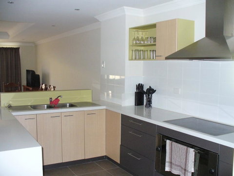 Port Denison Beach Resort - Accommodation Cairns 1