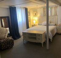 Private room downstairs area - Accommodation Cairns