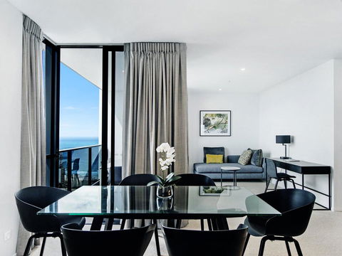Qube Broadbeach - Luxury 2 Bedroom Ocean View - Accommodation Cairns 1