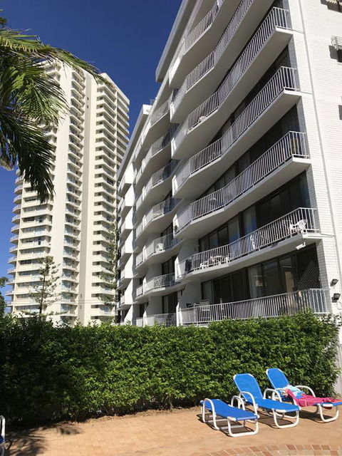 Queensleigh Holiday Apartments - Accommodation Cairns 3