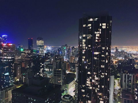 R&K Luxury Apartment Fantastic Skyline View CBD Parking&Free Tram Heart Of Melbourne - Accommodation Cairns 0