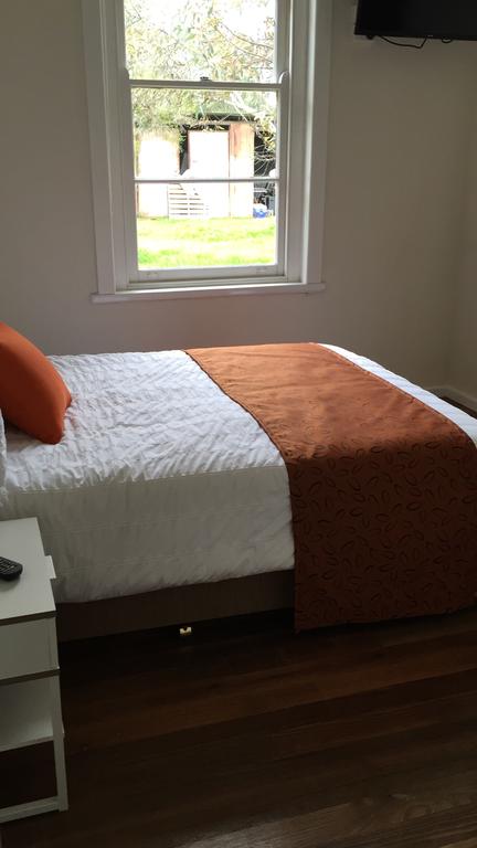 Rand Hotel - Accommodation Cairns 1