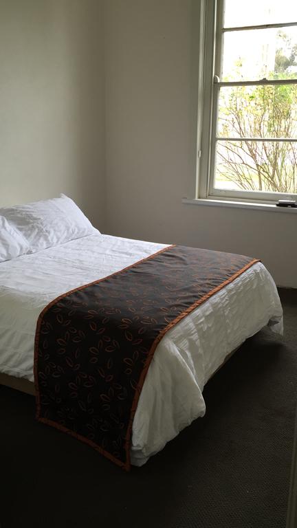 Rand Hotel - Accommodation Cairns 2