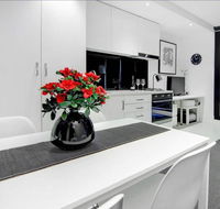 Readyset On Little Collins - Accommodation Cairns