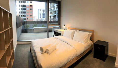 Readyset Rose Lane Melbourne - Accommodation Cairns 1