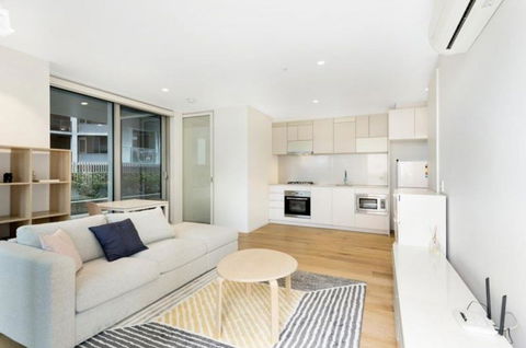 Readyset Rose Lane Melbourne - Accommodation Cairns 0
