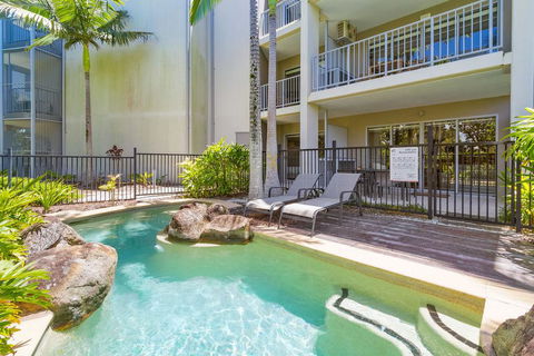 RESORT & SPA WITH PRIVATE PLUNGE POOL 7008/09 - Accommodation Cairns 1