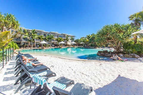 RESORT & SPA WITH PRIVATE PLUNGE POOL 7008/09 - Accommodation Cairns 0