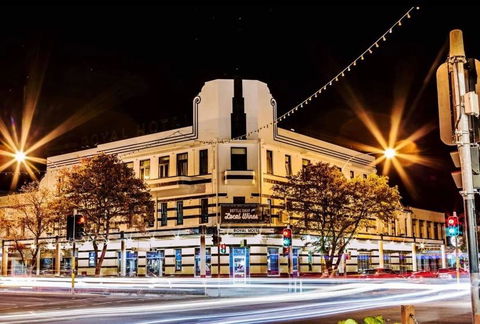 Royal Hotel Orange - Accommodation Cairns 0