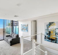 Sanctuary Apartments - City Point Bourke St - Accommodation Cairns