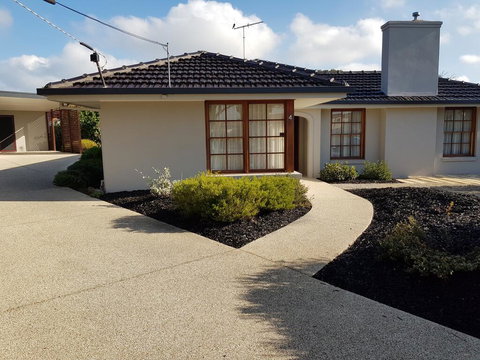 Sandy Bottoms - Accommodation Cairns 0