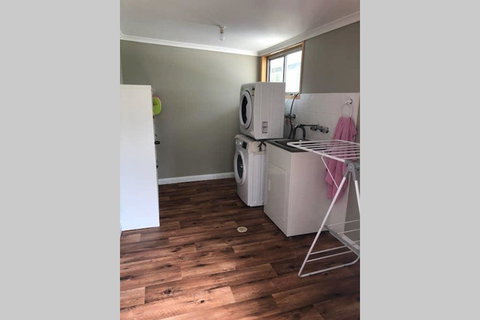 SAREAL PARK - Accommodation Cairns 2