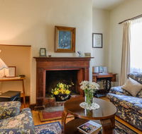 Sargeants  Armoury Cottages 1823 - Accommodation Cairns