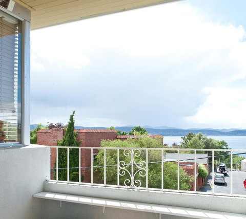 Scarlett's By Salamanca - Accommodation Cairns 0