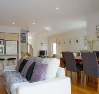 Sea Pup - Accommodation Cairns