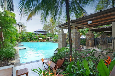 Sea Temple 220 Queen Spa Studio Beachfront Resort - Accommodation Cairns 0