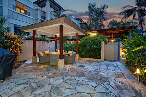 Sea Temple Palm Cove Courtyard Villa 120 - Accommodation Cairns 0